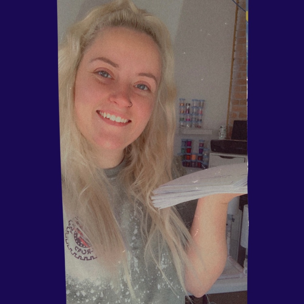 Meet your Posher, Emily